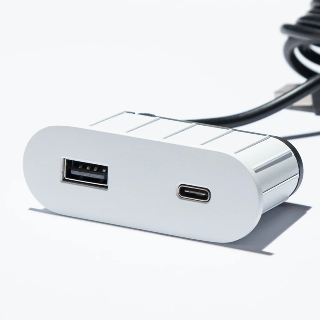 Multipresa da incasso ovale in zama con USB tipo A, USB tipo C e spina muro - immagine 4